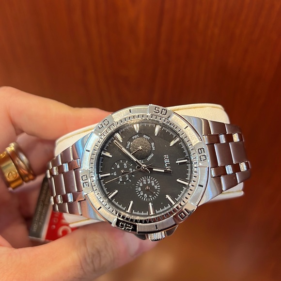 Men’s Relic Watch by Fossil - Picture 8 of 8